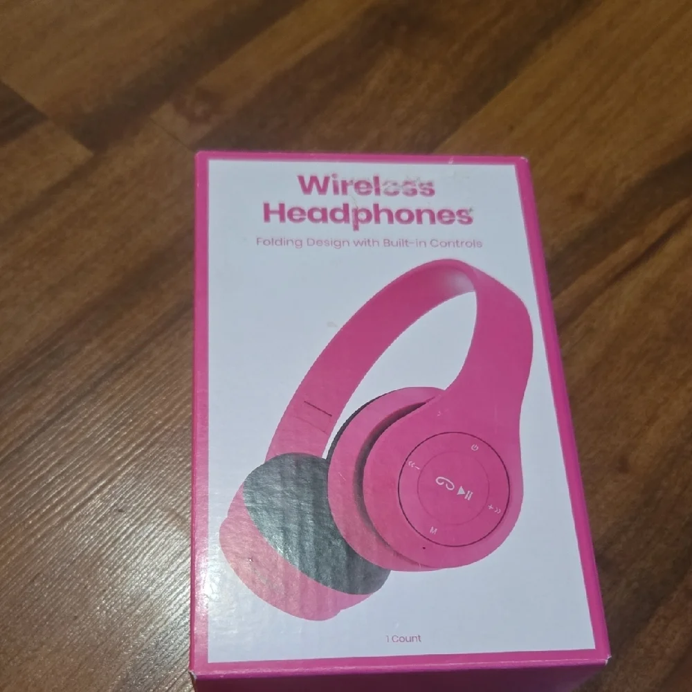 Sleek Pink Wireless Headphones NWB FOLDING COMPACT DESIGN 6 HOUR BATERY LIFE